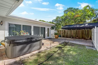126 NE 4th Avenue, Delray Beach, FL 33483 - Photo 23