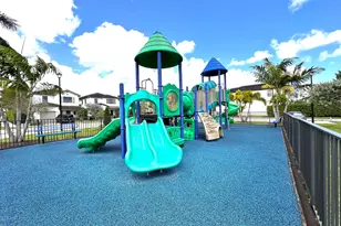 9326 W 33rd Ln, Hialeah, FL 33018 - Photo 33