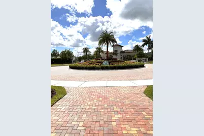 9326 W 33rd Lane, Hialeah, FL 33018 - Photo 43