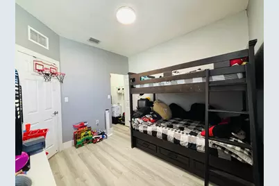 9326 W 33rd Lane, Hialeah, FL 33018 - Photo 21