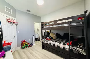 9326 W 33rd Ln, Hialeah, FL 33018 - Photo 21