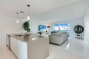 1 S Palmway, Lake Worth Beach, FL 33460 - Photo 3