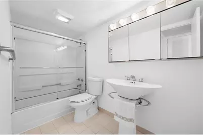 4800 Bayview #306, Fort Lauderdale, FL 33308 - Photo 17