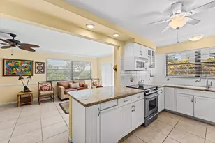 372 Golfview Rd, North Palm Beach, FL 33408 - Photo 9