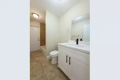 9671 NW 24th Street, Sunrise, FL 33322 - Photo 15
