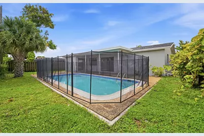 9671 NW 24th Street, Sunrise, FL 33322 - Photo 3