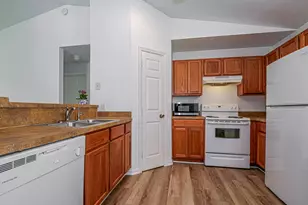 1575 17th Ct SW, Vero Beach, FL 32962 - Photo 13