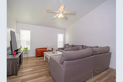 1575 17th Court SW, Vero Beach, FL 32962 - Photo 7