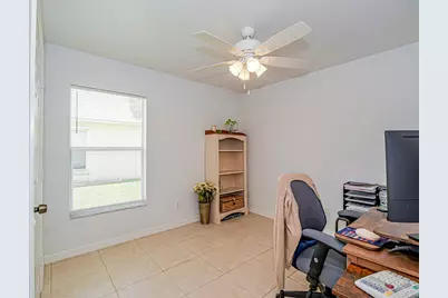 1575 17th Court SW, Vero Beach, FL 32962 - Photo 23