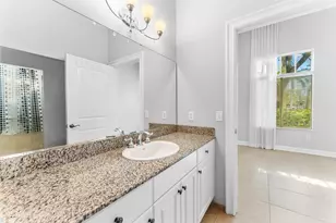 16102 Emerald Estates Dr, Weston, FL 33331 - Photo 23