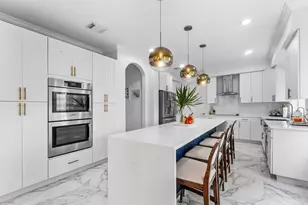 599 Cresta Cir, West Palm Beach, FL 33413 - Photo 15