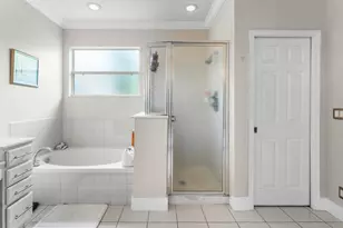 599 Cresta Cir, West Palm Beach, FL 33413 - Photo 29