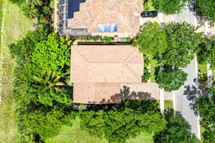 599 Cresta Cir, West Palm Beach, FL 33413 - Photo 47