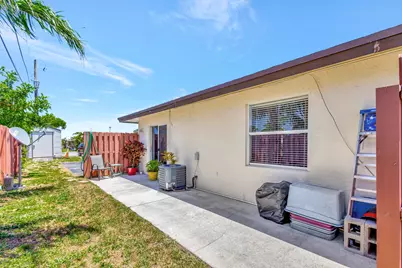 1919 Doffer Lane, North Palm Beach, FL 33408 - Photo 19