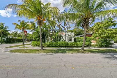 2118 Florida Avenue, West Palm Beach, FL 33401 - Photo 3