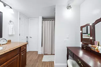 1351 NE 40th Place, Oakland Park, FL 33334 - Photo 29
