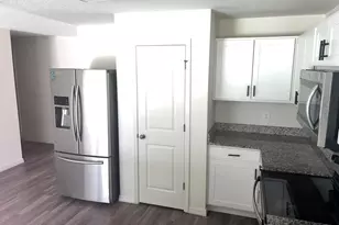 8207 Fort Walton Ave, Fort Pierce, FL 34951 - Photo 15