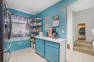 6631 Winfield Blvd, Margate, FL 33063 - Photo 11