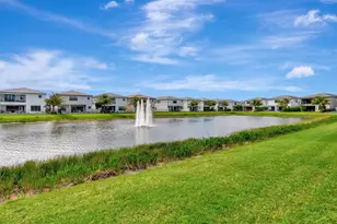 8080 Laurel Falls Dr, Boca Raton, FL 33496 - Photo 37