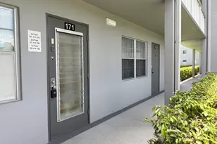 171 Suffolk F, Boca Raton, FL 33434 - Photo 3