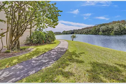 2768 Carambola Circle S #301, Coconut Creek, FL 33066 - Photo 5