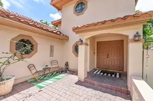 523 NW 38th Terrace, Deerfield Beach, FL 33442 - Photo 5