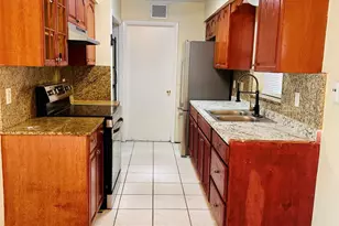 6245 Saxon Blvd, West Palm Beach, FL 33417 - Photo 5
