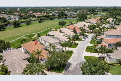 2402 Players Court, Wellington, FL 33414 - Photo 43