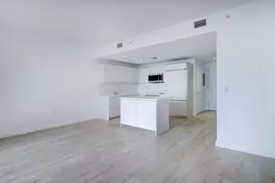 45 SW 9th St, Miami, FL 33130 - Photo 13