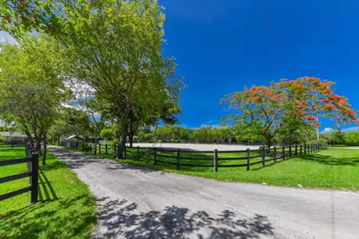 2040 Appaloosa Trail, Wellington, FL 33414 - Photo 33