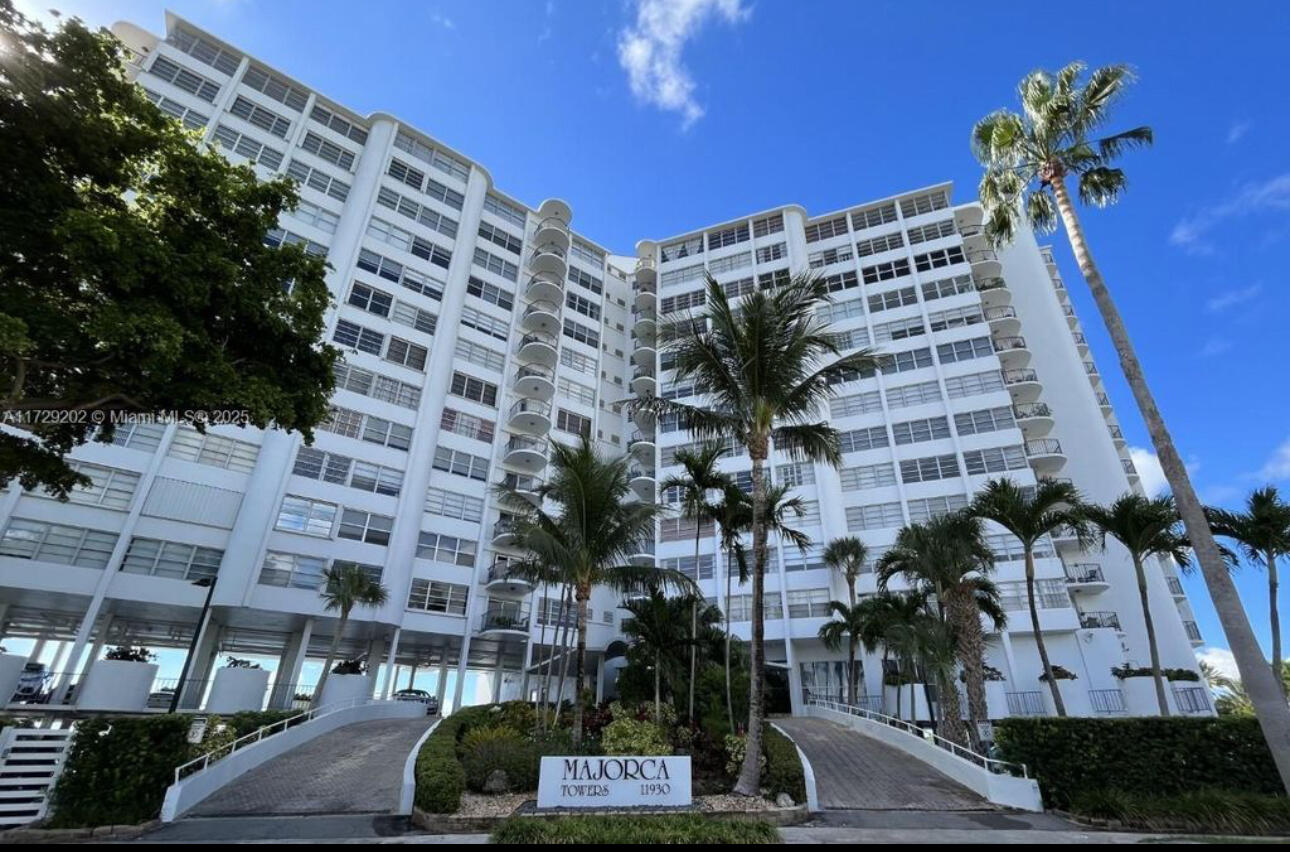 11930 N Bayshore Dr #Ph10 - 11930 N Bayshore Dr #Ph10, North Miami, FL 33181 Luxury Property | Jose Angel Pina
