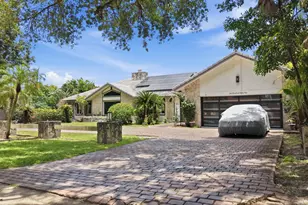 251 NW 104th Ave, Coral Springs, FL 33071 - Photo 7