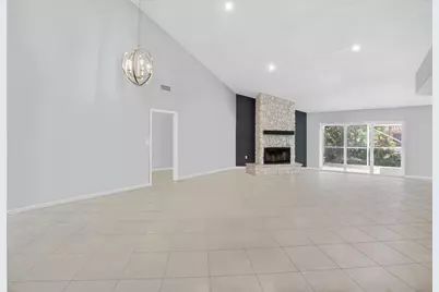 7069 NW 3rd Avenue, Boca Raton, FL 33487 - Photo 9
