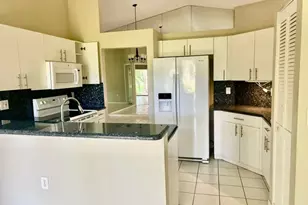 2585 NW 79th Ave, Margate, FL 33063 - Photo 11