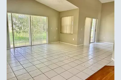 2585 NW 79th Avenue, Margate, FL 33063 - Photo 15