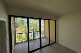 6729 Coral Lake Dr, Margate, FL 33063 - Photo 11