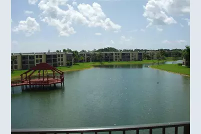 6729 Coral Lake Drive #6729, Margate, FL 33063 - Photo 9