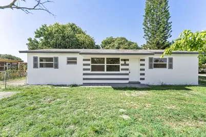 307 NW 6th Street, Deerfield Beach, FL 33441 - Photo 1
