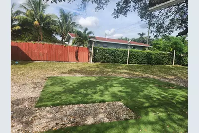 1000 Foster Road, Hallandale Beach, FL 33009 - Photo 17