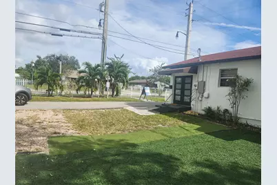 1000 Foster Road, Hallandale Beach, FL 33009 - Photo 3