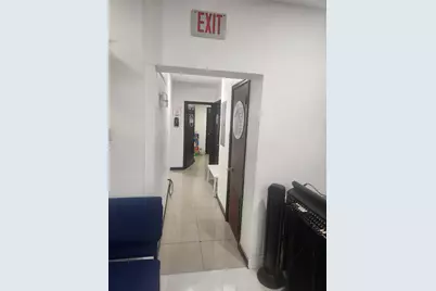1000 Foster Road, Hallandale Beach, FL 33009 - Photo 9