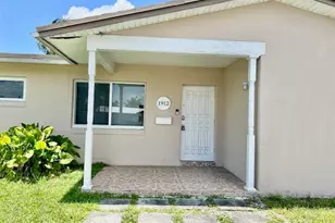 1912 NW 38th St, Oakland Park, FL 33309 - Photo 3
