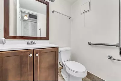 297 Dorset H, Boca Raton, FL 33434 - Photo 19