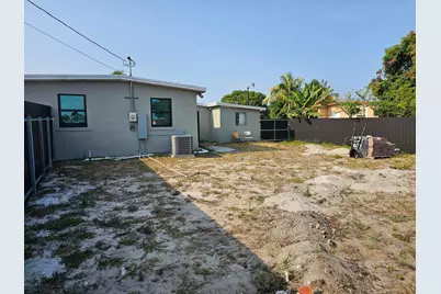 1330 NE 41st Drive #1, Pompano Beach, FL 33064 - Photo 3