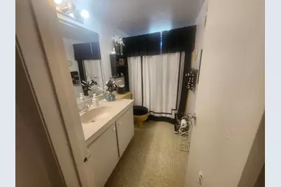 330 NE 26th Avenue #411, Boynton Beach, FL 33435 - Photo 11