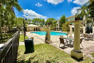 500 N Crestwood Ct Ct N, Royal Palm Beach, FL 33411 - Photo 23