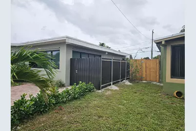 1330 NE 41st Drive #2, Pompano Beach, FL 33064 - Photo 9