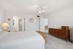 901 Colony Point Cir, Pembroke Pines, FL 33026 - Photo 21
