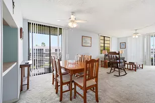 901 Colony Point Cir, Pembroke Pines, FL 33026 - Photo 11