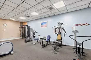 901 Colony Point Cir, Pembroke Pines, FL 33026 - Photo 31